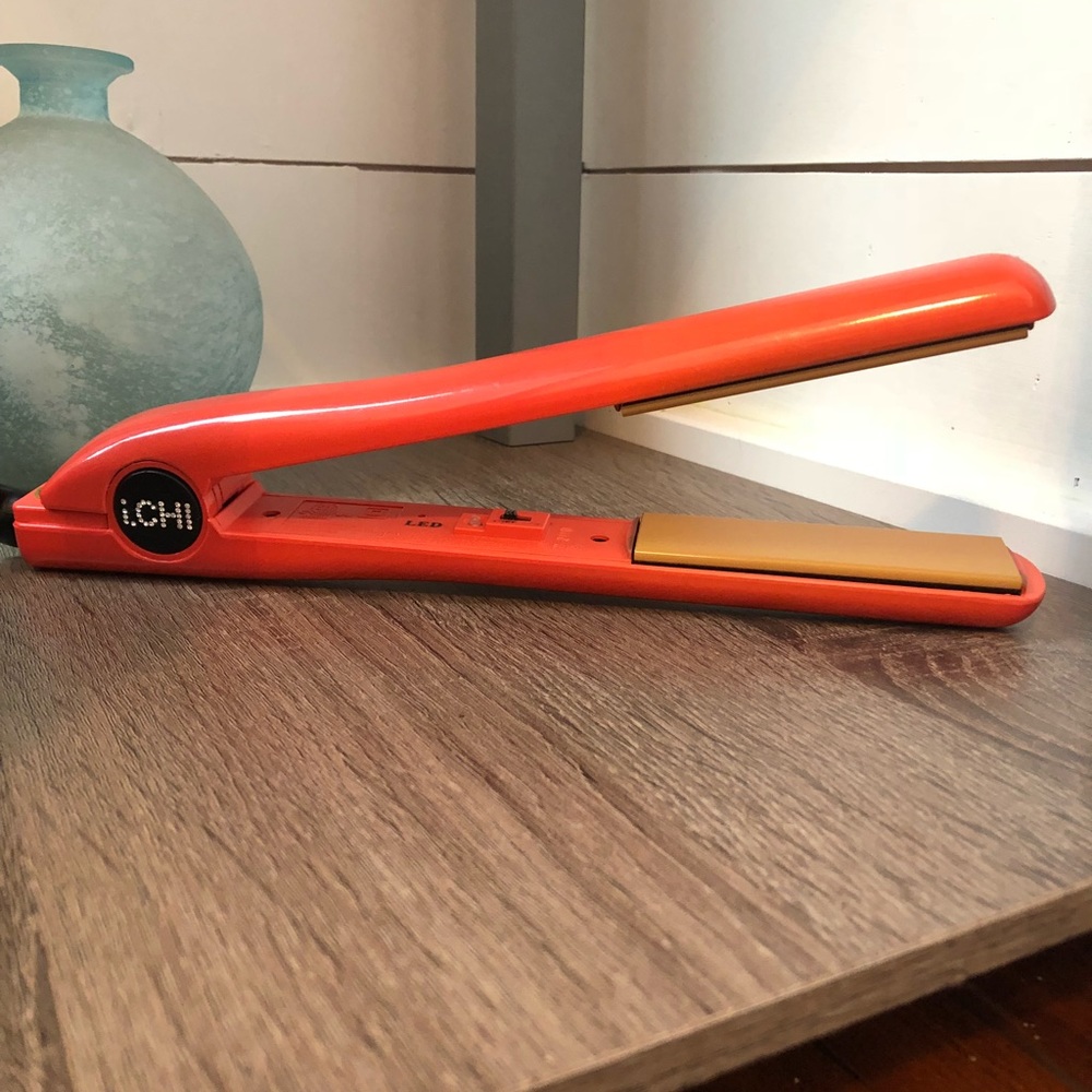 1” CHI Ceramic Flat Iron